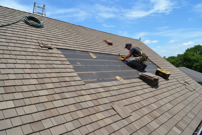 Shake Shingle Repair in Hockessin, DE